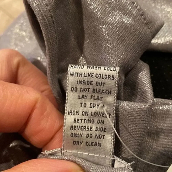 Chico’s Glimmer Silver blouse - Picture 9 of 11